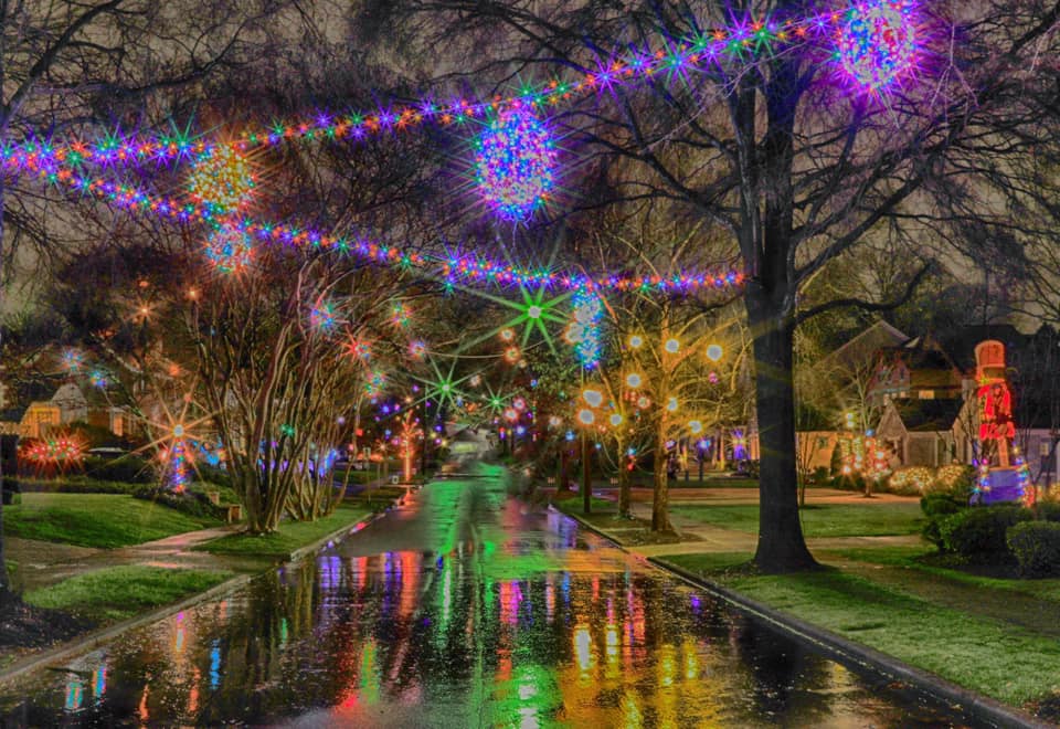 Christmas lights at Hillside Myers Park, Charlotte